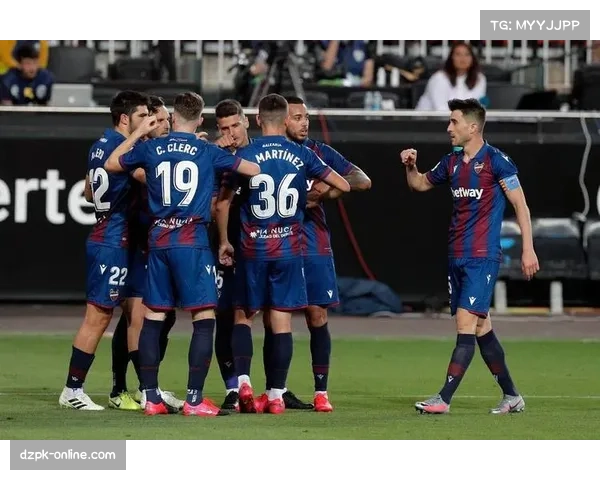 西甲保级形势错综复杂 中下游球队分差接近竞争激烈